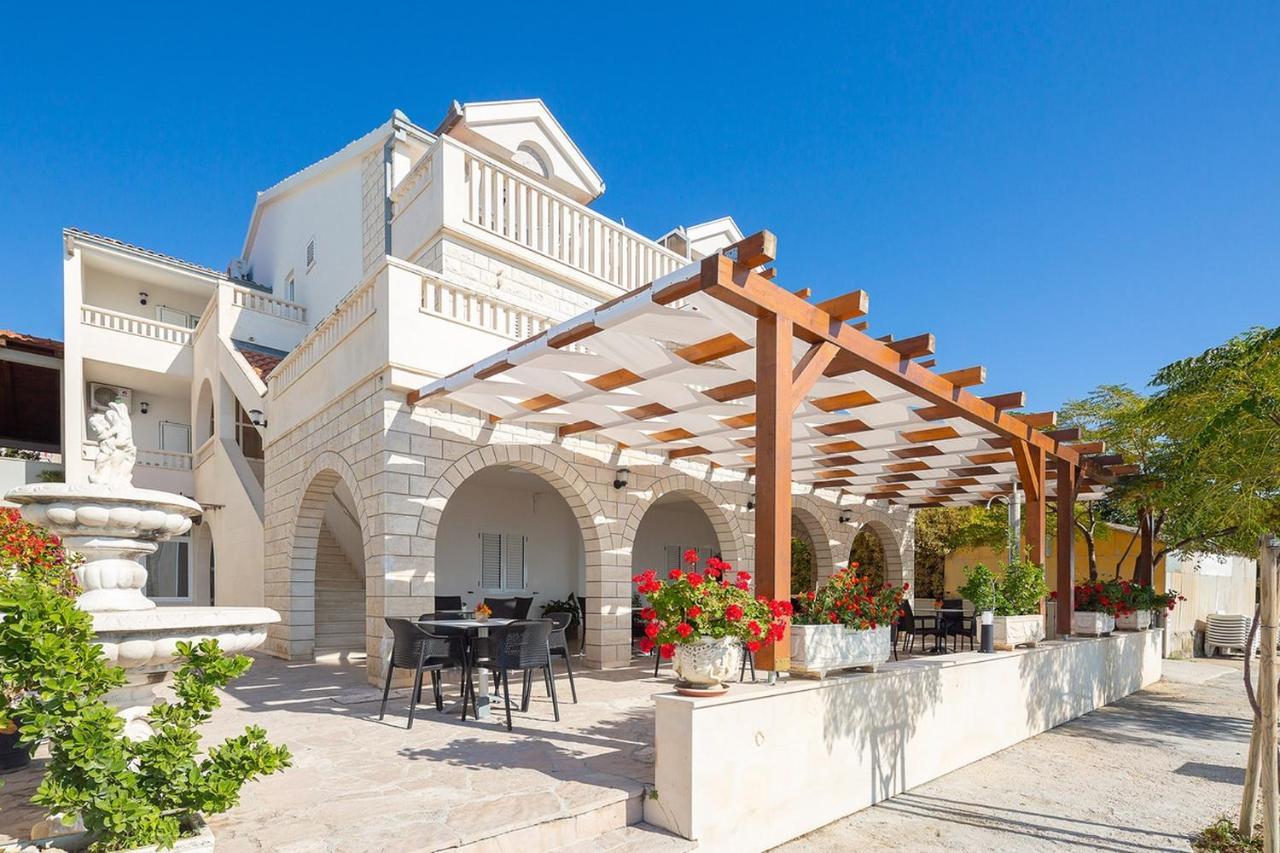 Apartmani Kastelancic Podstrana Exterior photo