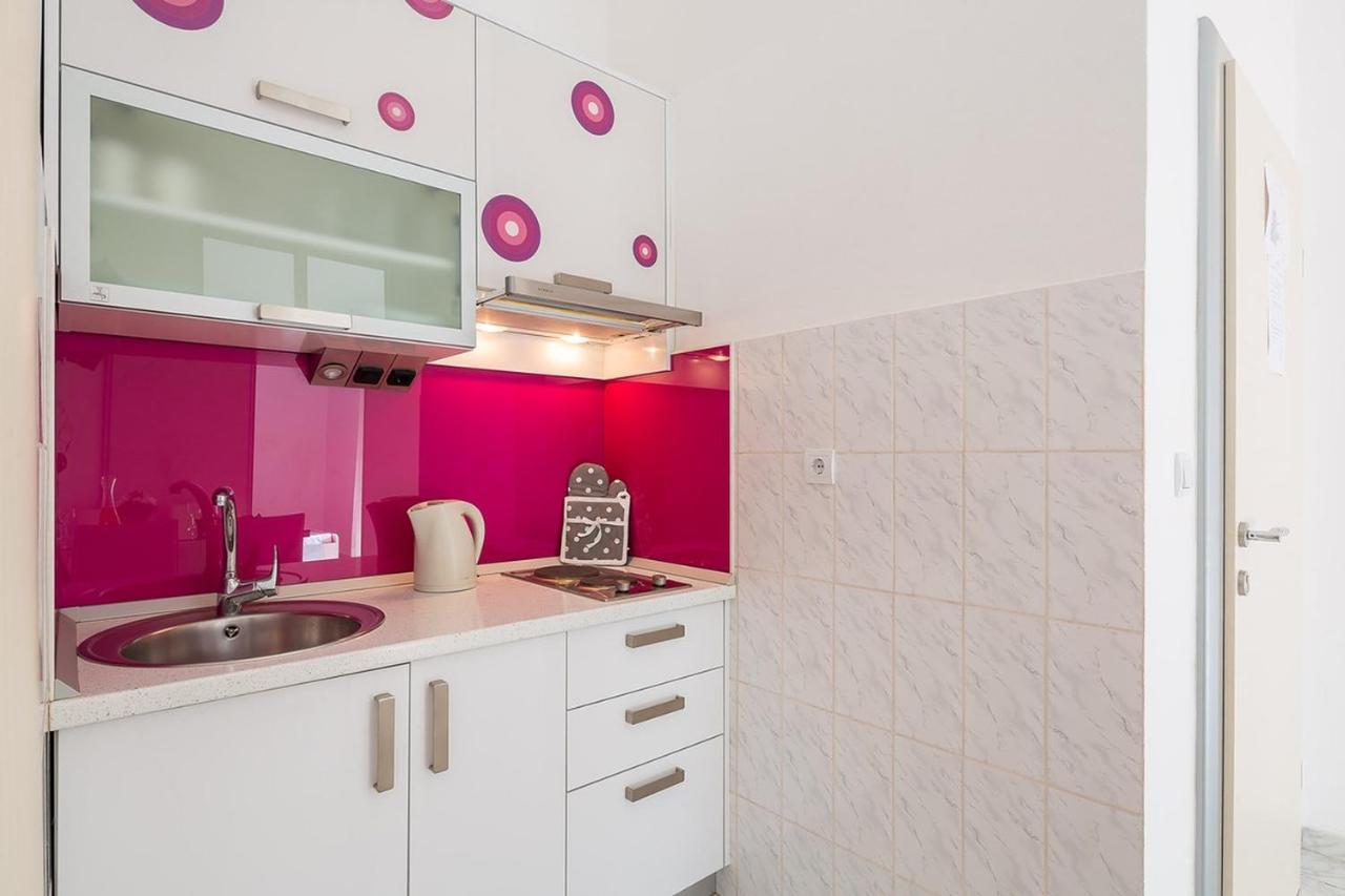 Apartmani Kastelancic Podstrana Exterior photo