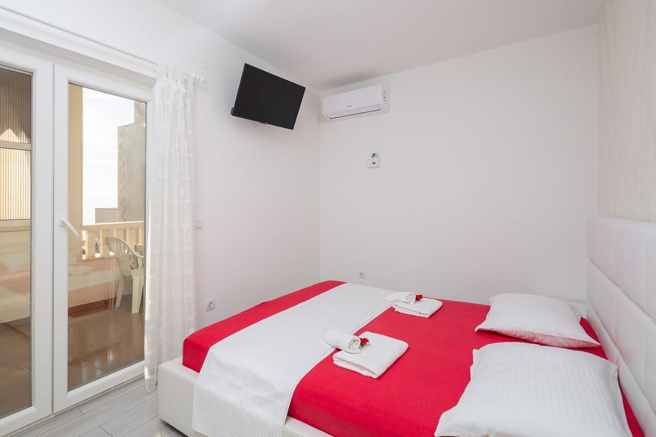 Apartmani Kastelancic Podstrana Exterior photo
