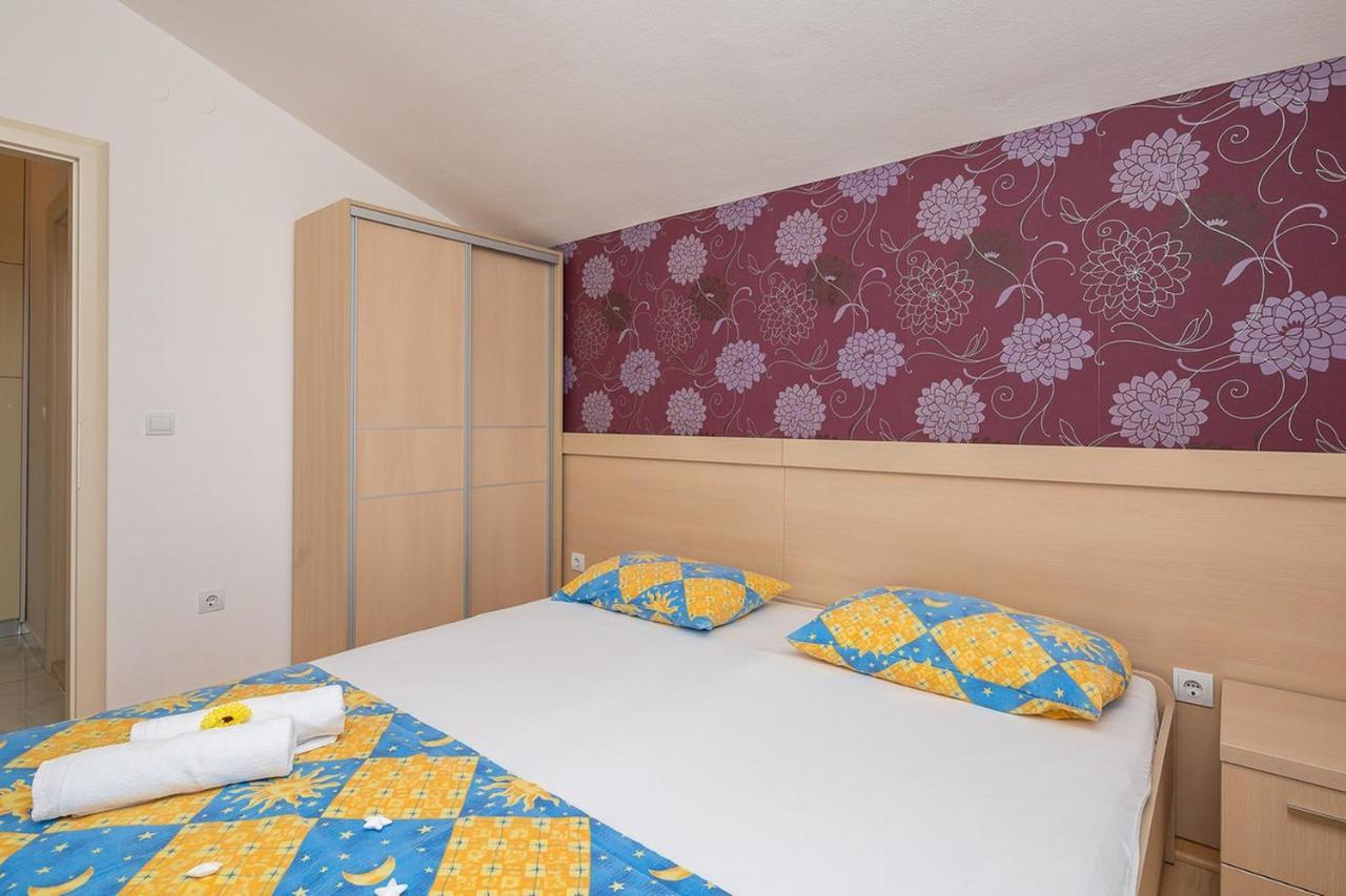Apartmani Kastelancic Podstrana Exterior photo